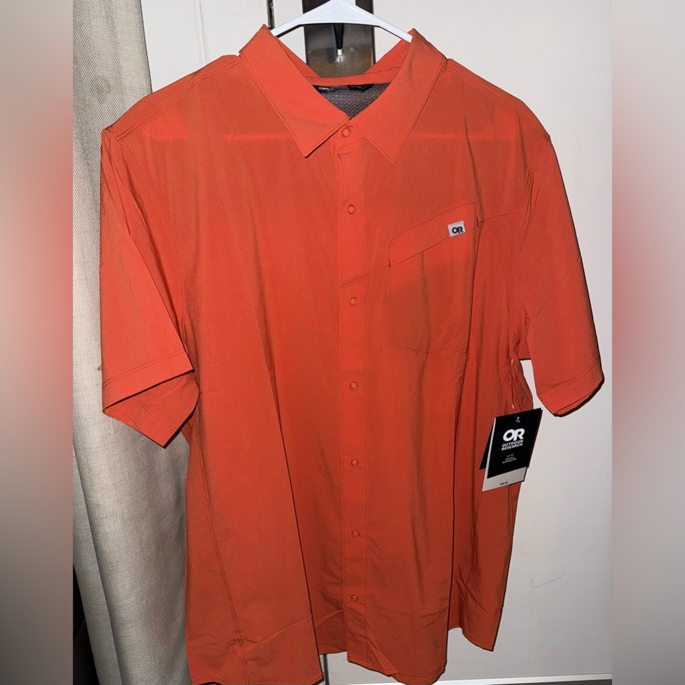 men’s 🧡🖤 XL 
outdoor research shirt